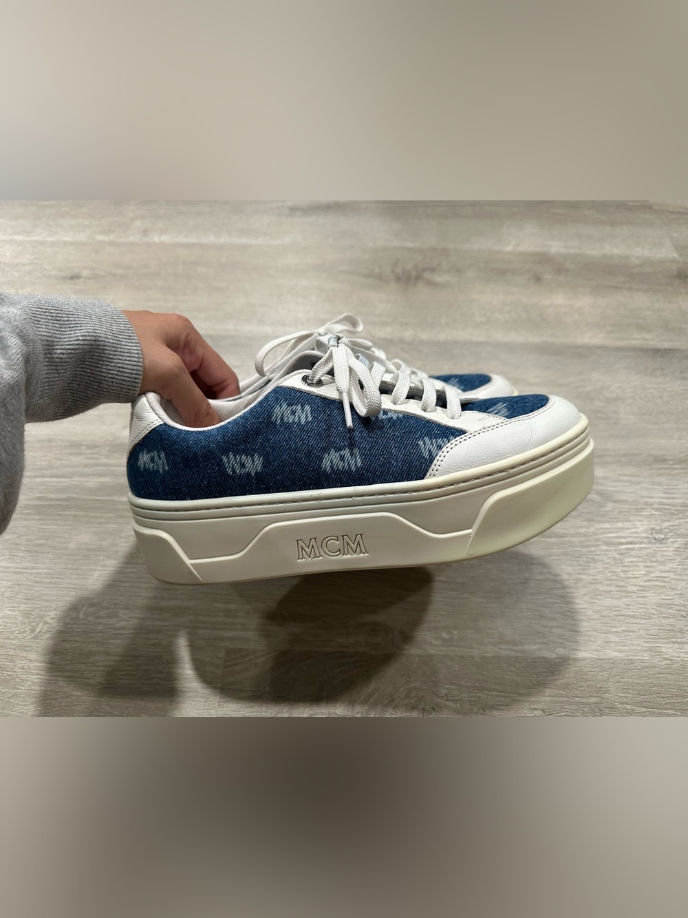 SH119 MCM Skyward Platform Womens EU 38 / US 7.5 Sneakers Vintage Denim Jacquard